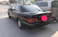 Mercedes-Benz E240 1999 - Bán xe Mercedes-Benz E240 năm 1999 màu đen, giá chỉ 110 triệu, xe nhập giá 110 triệu tại Hải Dương