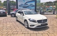 Mercedes-Benz A class A200 2015 - Cần bán Mercedes A200 đời 2015, màu trắng, nhập khẩu nguyên chiếc giá 1 tỷ 50 tr tại Tp.HCM