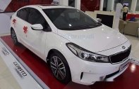 Kia Cerato 1.6L AT 2016 - Cần bán Kia Cerato 1.6L AT đời 2016, màu trắng giá 639 triệu tại Quảng Trị