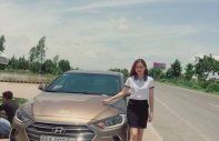 Hyundai Elantra 1.6 MT 2017 - Cần bán Hyundai Elantra 1.6 MT đời 2017, màu nâu giá 625 triệu tại Bạc Liêu