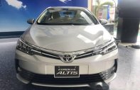 Toyota Corolla altis 2017 - Cần bán xe Toyota Corolla altis đời 2017, màu bạc giá 702 triệu tại Kiên Giang