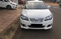 Hyundai Avante MT 2012 - Bán ô tô Hyundai Avante đời 2012, màu trắng giá 390 triệu tại Đắk Lắk