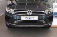 Volkswagen Touareg GP 2014 - Bán Volkswagen Touareg GP đời 2014, màu xám (ghi), nhập khẩu Đức. LH Hương 0902.608.293, cam kết giá tốt nhất giá 2 tỷ 400 tr tại Tp.HCM