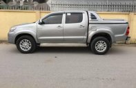 Toyota Hilux  G 2014 - Bán gấp Toyota Hilux G đời 2014, màu bạc giá 535 triệu tại Nghệ An