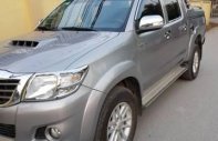 Toyota Hilux G 2014 - Cần bán gấp Toyota Hilux G đời 2014, màu bạc giá 535 triệu tại Nghệ An