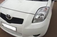Toyota Yaris 2005 - Bán xe Toyota Yaris đời 2005, màu trắng, xe nhập, số tự động giá 305 triệu tại Yên Bái