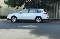 Subaru Outback 2010 - Cần bán gấp Subaru Outback đời 2010, màu trắng, 950tr giá 950 triệu tại Bình Dương