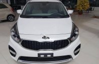 Kia Rondo GAT 2018 - Bán Kia Rondo GAT đời 2018, màu trắng, giá chỉ 669 triệu giá 669 triệu tại Kon Tum