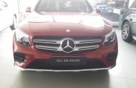 Mercedes-Benz Smart GLC 300 4MATIC 2018 - Bán xe Mercedes GLC 300 màu đỏ giá tốt. Giao xe ngay giá 2 tỷ 209 tr tại Hà Nội