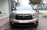 Toyota Highlander LE 2014 - Cần bán Toyota Highlander LE đời 2014, màu vàng, xe nhập giá 1 tỷ 750 tr tại Hà Nội