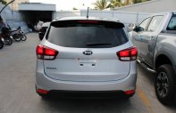 Kia Rondo 2017 - Cần bán xe Kia Rondo màu bạc đời 2018- Giá tốt nhất miền Tây giá 609 triệu tại Long An