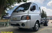 Xe tải 5000kg 2018 - Cần bán xe JAC sản xuất năm 2018, màu bạc, nhập khẩu nguyên chiếc giá 305 triệu tại Kiên Giang