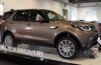 LandRover Discovery HSE 2017 - Bán LandRover Discovery HSE 2018, màu Kaikoura Stone - vàng cát. Tiện nghi cho cả nhà giá 4 tỷ 999 tr tại Đà Nẵng