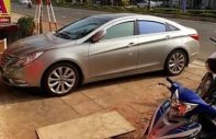 Hyundai Sonata 2010 - Bán xe Hyundai Sonata đời 2010, màu bạc giá 540 triệu tại Kon Tum