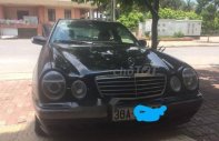 Mercedes-Benz E class 2001 - Cần bán xe Mercedes sản xuất năm 2001, màu đen xe gia đình, giá tốt giá 186 triệu tại Bắc Ninh