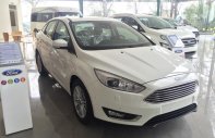 Ford Focus 2018 - Bán Ford Focus Titaium 1.5L Ecoboost 2018 KM khủng, vay 80%, trả trước 150tr - LH: 093 1234 768 giá 740 triệu tại Đắk Nông