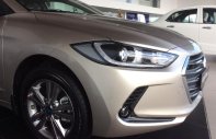 Hyundai Elantra 1.6 AT 2018 - Giao ngay Elantra 1.6 AT - vàng be - đen 0911 899 459 giá 619 triệu tại Quảng Ngãi