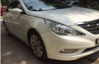 Hyundai Sonata Y20 2011 - Chính chủ bán Hyundai Sonata Y20 năm sản xuất 2011, màu trắng giá 575 triệu tại Hà Nội