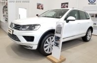 Volkswagen Touareg 2018 - Giao ngay Suv 5 chỗ cao cấp Volkswagen Touareg Trắng - Nhập khẩu chính hãng, đủ màu sắc / hotline: 090.898.8862 giá 2 tỷ 499 tr tại Tp.HCM