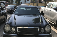 Mercedes-Benz E class  E230  1997 - Cần bán lại xe Mercedes-Benz E class năm 1997 màu đen, nhập khẩu, 168 triệu giá 168 triệu tại Hải Phòng