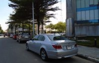 BMW 5 Series  523i   2009 - Cần bán xe BMW 5 Series 523i đời 2009, màu bạc như mới, giá chỉ 515 triệu giá 515 triệu tại Bình Dương