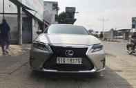 Lexus ES  250   2015 - Cần bán xe Lexus ES 250 năm sản xuất 2015, màu vàng, nhập khẩu như mới giá 1 tỷ 950 tr tại Tp.HCM