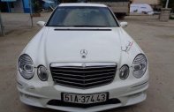 Mercedes-Benz E class 2002 - Cần bán Mercedes đời 2002, màu trắng, nhập khẩu nguyên chiếc, giá chỉ 350 triệu giá 350 triệu tại Tiền Giang