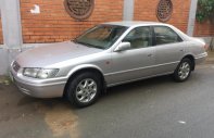 Toyota Camry GLI 2001 - Bán xe Toyota Camry GlI năm sản xuất 2001, màu hồng giá 275 triệu tại Tp.HCM