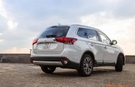 Mitsubishi Outlander 2018 - Bán Mitsubishi Outlander tại Quảng Bình. Xe đủ màu, có sẵn giao ngay, trả góp 80 giá trị xe giá 807 triệu tại Quảng Bình