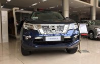 Nissan Terrano  V 2.5 AT 4WD 2018 - Cần bán Nissan Terrano V 2.5 AT 4WD đời 2019, màu xanh lam, nhập khẩu nguyên chiếc giá 1 tỷ 226 tr tại Hà Nội