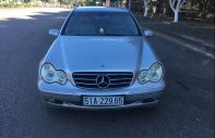 Mercedes-Benz C class 2004 - Bán ô tô Mercedes đời 2004, màu bạc, nhập khẩu nguyên chiếc giá 156 triệu tại Gia Lai