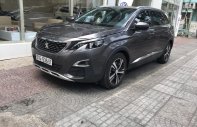 Peugeot 5008 2017 - Tôi bán Peugeot 5008 đăng ký 1/2018, mới đi 24.000, màu xám nam tính, còn fix giá 1 tỷ 250 tr tại Tp.HCM