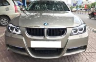 BMW 3 Series  320i 2008 - Gia đình cần bán xe BMW 320i, sản xuất 2008, số tự động, màu vàng cát giá 306 triệu tại Tp.HCM