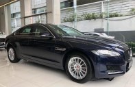 Jaguar XF 2019 - Cần bán xe Jaguar XF 2019, xe nhập, màu xanh đen giá 2 tỷ 799 tr tại Tp.HCM