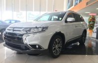 Mitsubishi Outlander CVT 2019 - Bán Mitsubishi Outlander lắp ráp CKD với 100% linh kiện từ Nhật Bản, tiết kiệm nhiên liệu, xe có sẵn giao ngay giá 808 triệu tại Tp.HCM