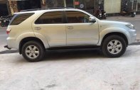 Toyota Fortuner V 2009 - Bán xe Fortuner 2009 số tự động, máy xăng, màu bạc giá 486 triệu tại Tp.HCM