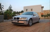 BMW 3 Series 318i 2004 - Bán ô tô BMW 3 Series 318i năm sản xuất 2004, màu bạc, nhập khẩu số tự động giá 260 triệu tại Bến Tre