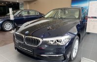 BMW 5 Series 520i  2018 - [BMW Quận 2] BMW 520i All new, giảm tiền mặt, bảo hiểm vật chất, bảo dưỡng. Hotline PKD 0908 526 727 giá 2 tỷ 389 tr tại Tp.HCM
