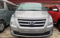 Hyundai Starex 2.5 2016 - Cần bán Hyundai Starex 2.5 đời 2016, màu bạc, xe nhập giá 735 triệu tại Vĩnh Phúc