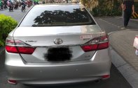 Toyota Camry E 2016 - Cần bán xe Toyota Camry E năm sản xuất 2016, màu bạc giá 810 triệu tại Tp.HCM