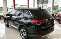 Mitsubishi Outlander 2.0 CVT 2019 - Cần bán xe Mitsubishi Outlander 2.0 CVT đời 2019, màu đen  giá 808 triệu tại TT - Huế