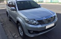 Toyota Fortuner V 2014 - Cần bán xe Toyota Fortuner 2014 máy xăng, số tự động, màu bạc giá 625 triệu tại Tp.HCM