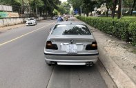 BMW 3 Series 325i 2004 - Bán xe BMW 3 Series 325i năm 2004, màu bạc  giá 300 triệu tại Tp.HCM