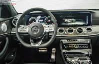 Mercedes-Benz E class E300 AMG 2019 - Bán Mercedes E300 AMG đời 2019, màu xanh lam giá 2 tỷ 833 tr tại Đà Nẵng