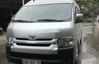 Toyota Hiace 2017 - Bán xe Toyota Hiace sản xuất 2017, màu bạc, nhập khẩu chính hãng giá 735 triệu tại Tp.HCM