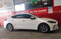 Hyundai Elantra  MT 2017 - Cần bán lại xe Hyundai Elantra MT đời 2017, màu trắng  giá 471 triệu tại Bạc Liêu