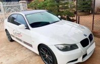 BMW 3 Series   2011 - Bán BMW 320i AT 2011, màu trắng, xe gia đình, giá tốt giá 445 triệu tại Tp.HCM