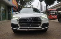 Audi Quattro Q5 2.0L TFSI 2017 - Bán Audi Quattro Q5 2.0L TFSI năm 2017, màu trắng, xe nhập giá 2 tỷ 130 tr tại Hà Nội