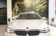 BMW 5 Series 520i 2018 - Cần bán nhanh chiếc xe BMW 5 Series 520i năm sản xuất 2018, màu trắng, giá cạnh tranh giá 2 tỷ 99 tr tại Tp.HCM