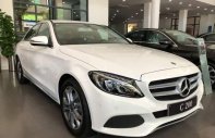 Mercedes-Benz C class C200 2019 - Sale rộn ràng - Tết trọn niềm vui, Mercedes-Benz C200 sản xuất năm 2019, màu trắng giá 1 tỷ 499 tr tại Khánh Hòa